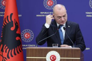 - "Avrupa güvenlik mimarisi yeniden oluşacaksa bunun Türkiyesiz olması mümkün