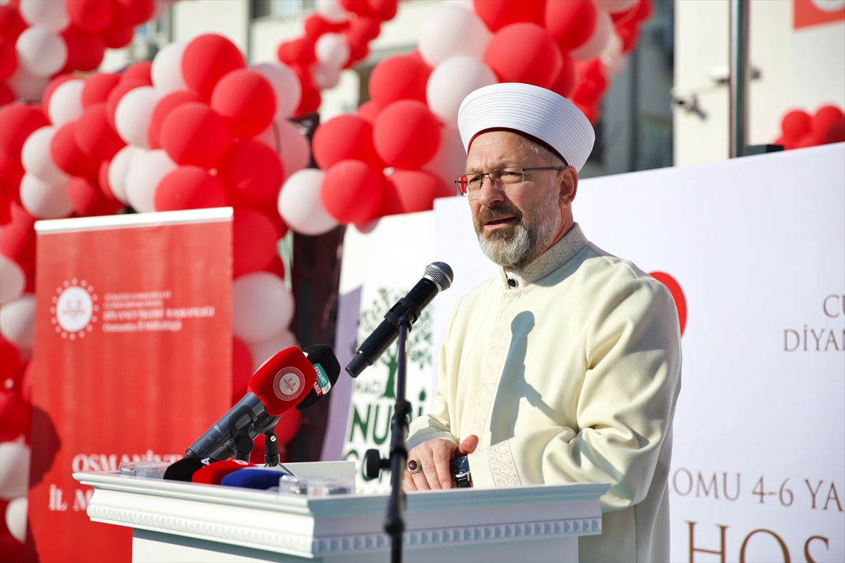 OSMANİYE (AA) – Diyanet İşleri Başkanı Ali Erbaş, Osmaniye'de ziyaretlerde