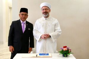 ANKARA (AA) – Diyanet İşleri Başkanı Ali Erbaş, Malezya Din
