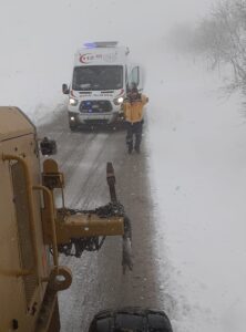 ELAZIĞ (AA) – Elazığ'da kar nedeniyle 162 köy yolu ulaşıma