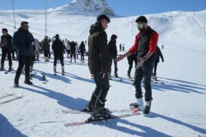 HAKKARİ (AA) – Hakkari'de "Sağlıklı Gelecek, Sporla Gelecek" projesi kapsamında