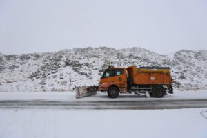 - Olumsuz hava koşulları nedeniyle 51 köyün yolu ulaşıma kapandı