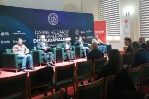 İSTANBUL (AA) – İstanbul'da 28 Şubat postmodern darbesinin yıl dönümünde