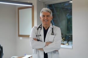 İSTANBUL (AA) – Kalp ve damar rahatsızlıkları bulunan 81 yaşındaki