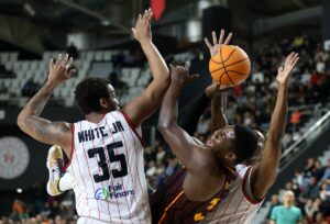 - Manisa Basket: 85 - Galatasaray: 96 