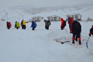 MUŞ (AA) – Türkiye Dağcılık Federasyonu (TDF) tarafından Muş'ta düzenlenen