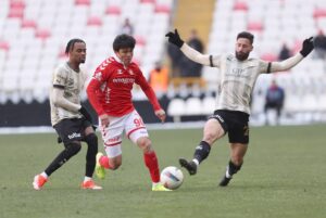 Stat: BG Grup 4 Eylül Hakemler: Oğuzhan Çakır, Samet Özkul,