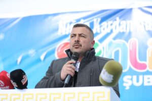 NİĞDE (AA) – Niğde'nin Ketençimen Yaylası'nda Kardan Adam Şenliği yapıldı.