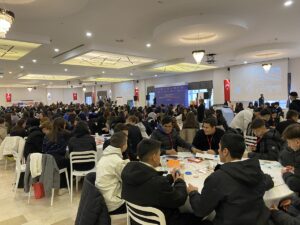 - Geleceğin şehirlerini gençlerin vizyonuyla tasarlamayı hedefleyen "Geleceğini İnovasyonla Şekillendir: