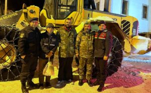 SAKARYA (AA) – Sakarya'nın Pamukova ilçesindeki yaylada 2 metreyi aşan