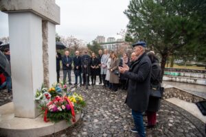 PODGORİTSA (AA) – Sırbistan'ın başkenti Belgrad'dan Karadağ'ın sahil kenti Bar'a