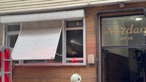 İSTANBUL (AA) – Şişli'de 4 katlı binanın giriş katındaki dairede