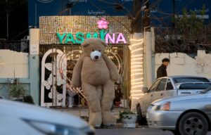 ŞAM (AA) – Suriye'de halk, devrik rejimin düşüşünün ardından ilk