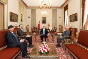 TBMM (AA) – TBMM Başkanı Numan Kurtulmuş, Yeşilay Genel Başkanı