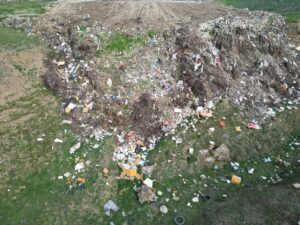 TEKİRDAĞ (AA) – Tekirdağ'ın Marmaraereğlisi ilçesinde çöp döküldüğü gerekçesiyle çevre