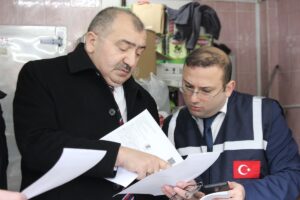 İSTANBUL (AA) – İstanbul Ticaret İl Müdürlüğü ekipleri kentte denetimlerini