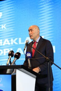 - "Günümüzde küresel çapta karşı karşıya kalınan hak ihlalleri, insan