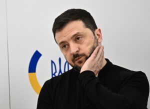 ANKARA (AA) – Ukrayna Devlet Başkanı Volodimir Zelenskiy, Ukrayna'nın toprak