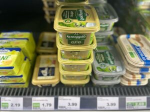 BERLİN (AA) – Avrupa genelinde maliyetler ve üretim yetersizliği nedeniyle