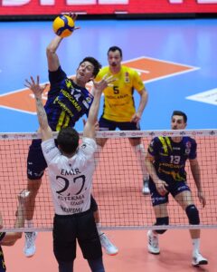 - Altekma: 2 - Fenerbahçe Medicana: 3