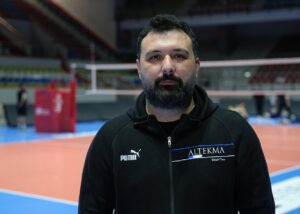 İZMİR (AA) – MUSTAFA GÜNGÖR – Voleybol SMS Grup Efeler