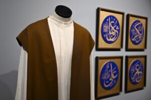 - Sergide, Osmanlı döneminde İstanbul'da tasavvuf kültürüne sanatsal, siyasal, mimari