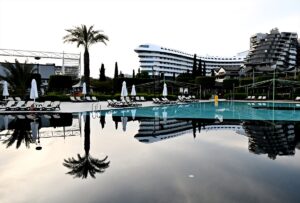 ANTALYA (AA) – AYŞE YILDIZ – Her yıl milyonlarca turistin