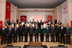 ANTALYA (AA) – Antalya'da 2 şehit ailesine ve 5 gaziye