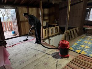 ANTALYA (AA) – Antalya'da üniversite öğrencilerinden oluşan gönüllü gençler, yaklaşan