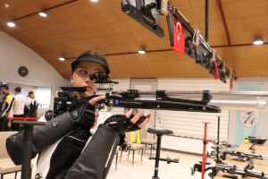 ERZURUM (AA) – İLHAMİ ERKILIÇ – Erzurum'da antrenör Burak ve