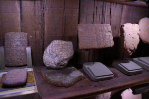 KAYSERİ (AA) – ERGÜN HAKTANIYAN – Dünyada Urartuca yazabilen ender