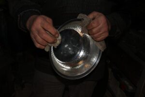 ZONGULDAK (AA) – Zonguldak'ın Çaycuma ilçesinde yaşayan 71 yaşındaki kalaycı