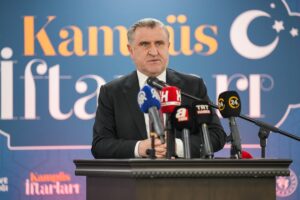 İSTANBUL (AA) – Gençlik ve Spor Bakanı Osman Aşkın Bak,