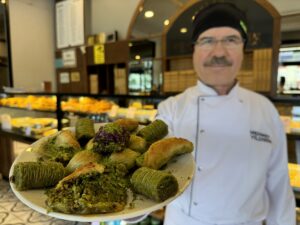 İSTANBUL (AA) – EDA TOPCU – Ramazan Bayramı öncesi bayram