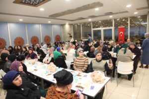 BİTLİS (AA) – Bitlis'in Ahlat ilçesinde Ahıska Türkleri, iftar programında