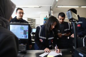 BURSA (AA) – Bursa'da Ramazan Bayramı öncesinde haksız fiyat artışının