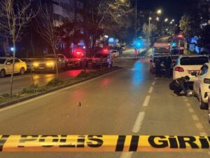 BURSA (AA) – Bursa'nın Nilüfer ilçesinde çıkan silahlı kavgada 1