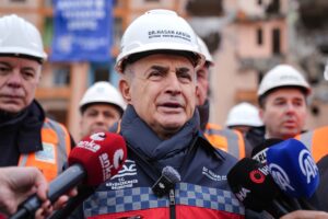 İSTANBUL (AA) – Büyükçekmece'de kentsel dönüşüm çalışmaları kapsamında risk taşıdığı