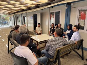 - "Yıllardır Filistin'de, Gazelli kardeşlerimize zulmeden, soykırım yapan İsrail'in ürünlerine