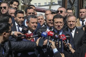 İSTANBUL (AA) – CHP Genel Başkanı Özgür Özel, İstanbul Büyükşehir