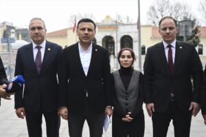 İSTANBUL (AA) – CHP Genel Başkan Yardımcıları Suat Özçağdaş, Deniz