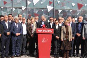 İSTANBUL (AA) – CHP'nin İstanbul'daki ilçe başkanları, partilerinin 38. Olağan