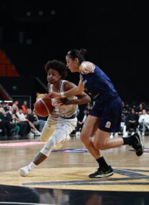 Salon: Servet Tazegül Hakemler: Kaan Büyükçil, Yiğit Gönültaş, Hasan Gerey