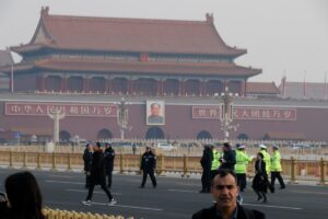 - Başbakan Li Çiang, hükümetin yıllık çalışma raporunu ve bütçe