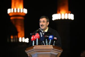 - İftara Cumhurbaşkanı Yardımcısı Cevdet Yılmaz da katıldı