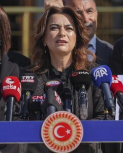 - "(Suriye yönetiminin ülkenin kuzeydoğusunu entegre etmesini öngören anlaşma) Bu