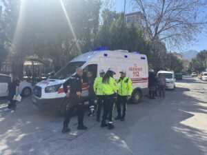 DENİZLİ (AA) – Denizli'nin Pamukkale ilçesinde evde çıkan yangında dumandan