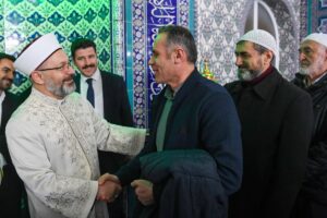 - Başkan Erbaş, bir vatandaşın CİMER'den yaptığı davet üzerine Yenimahalle