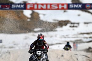 KAYSERİ (AA) – Erciyes Kayak Merkezi'nin ev sahipliği yaptığı Dünya