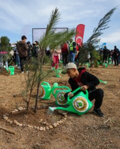 ADANA (AA) – Adana ve Mersin'de, 21 Mart Dünya Ormancılık